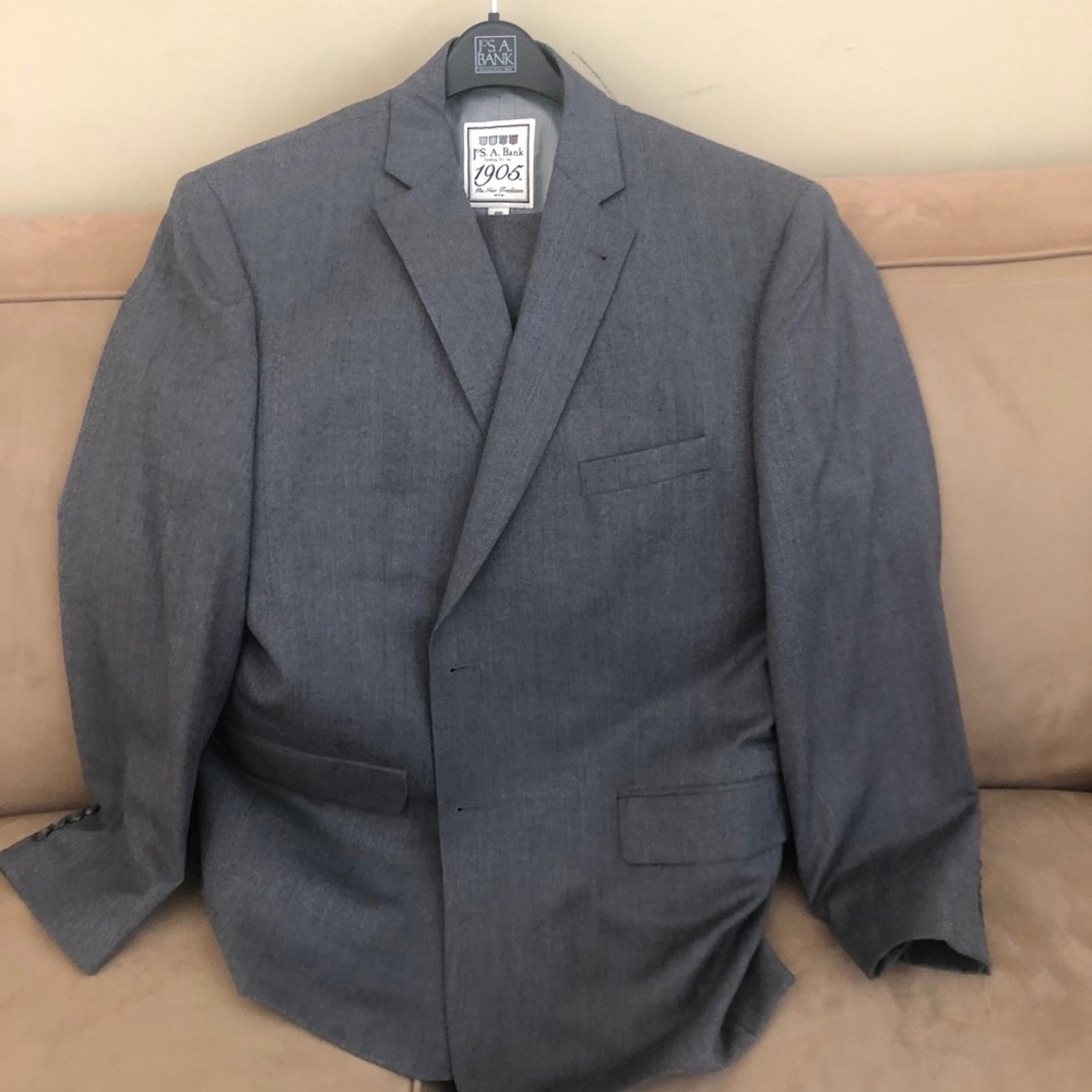 NWOT - Jos A.Bank gray suit